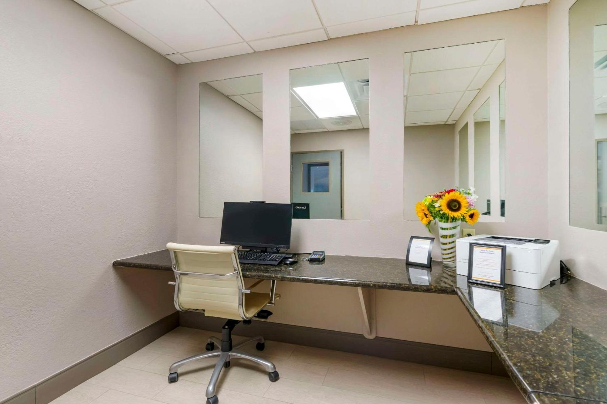 Comfort Inn & Suites Port Charlotte-Punta Gorda المظهر الخارجي الصورة