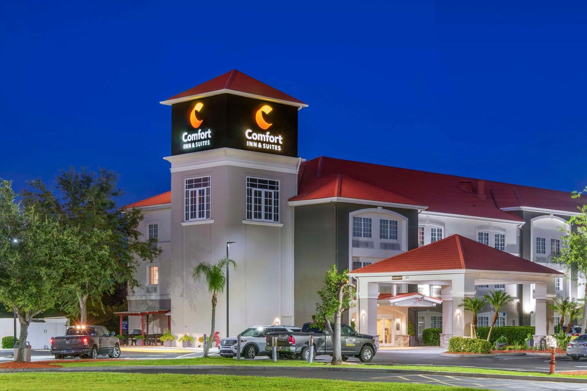 Comfort Inn & Suites Port Charlotte-Punta Gorda المظهر الخارجي الصورة